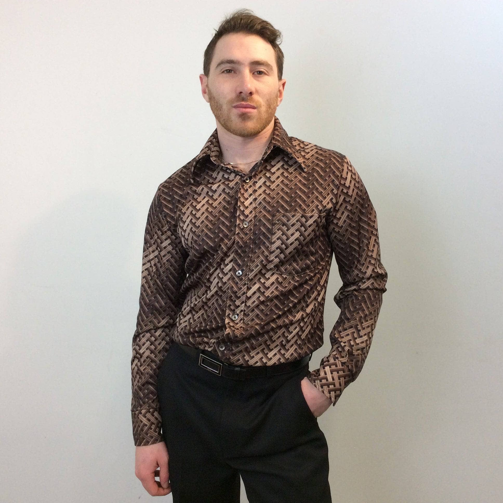 1970s Men's Printed Polyester Shirt, sold by bohemevintage.com Montréal