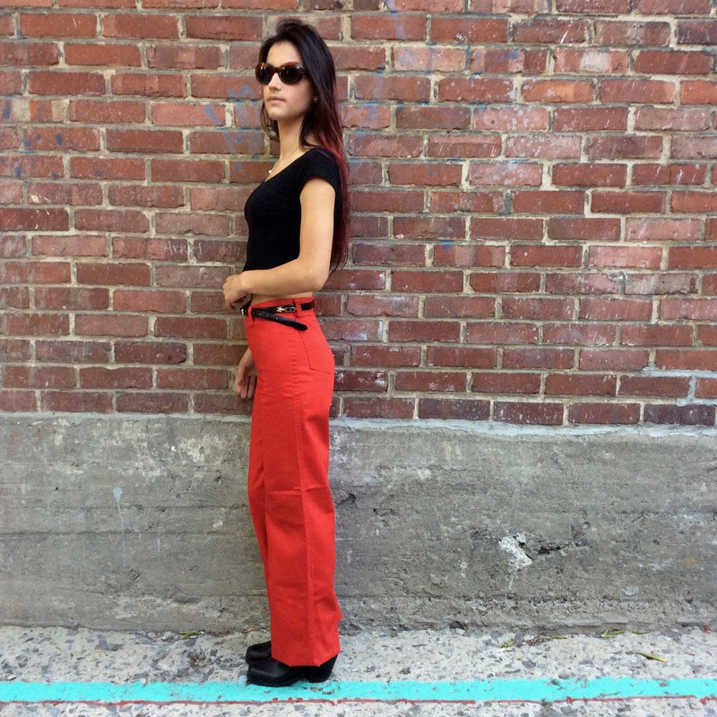 Side view of 1970s "Just Jeans" Original High-Waisted Red Jeans, sold by bohemevintage.com Montréal