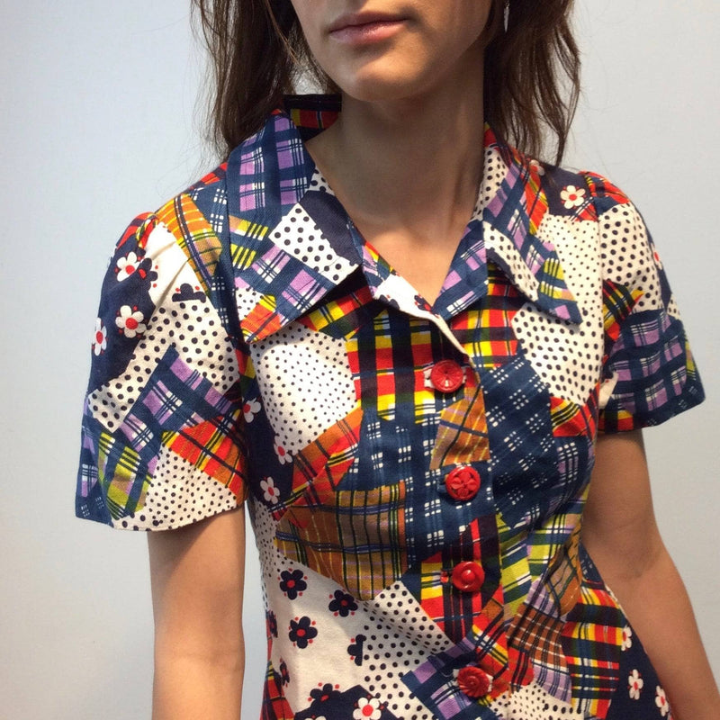 Closer view of 1970s Handmade Patchwork Print Short Puff Sleeve Blouse Size Small, Sold by bohemevintage.com Montréal
