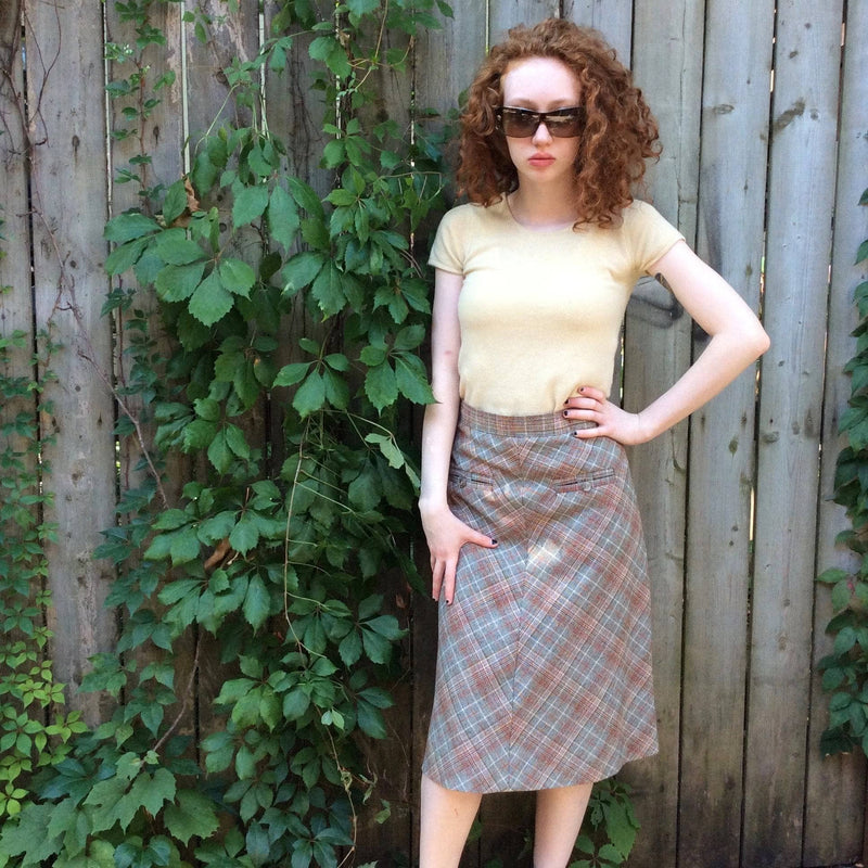 1970s Plaid A-line Wool Skirt Size small sold by bohemevintaage.com