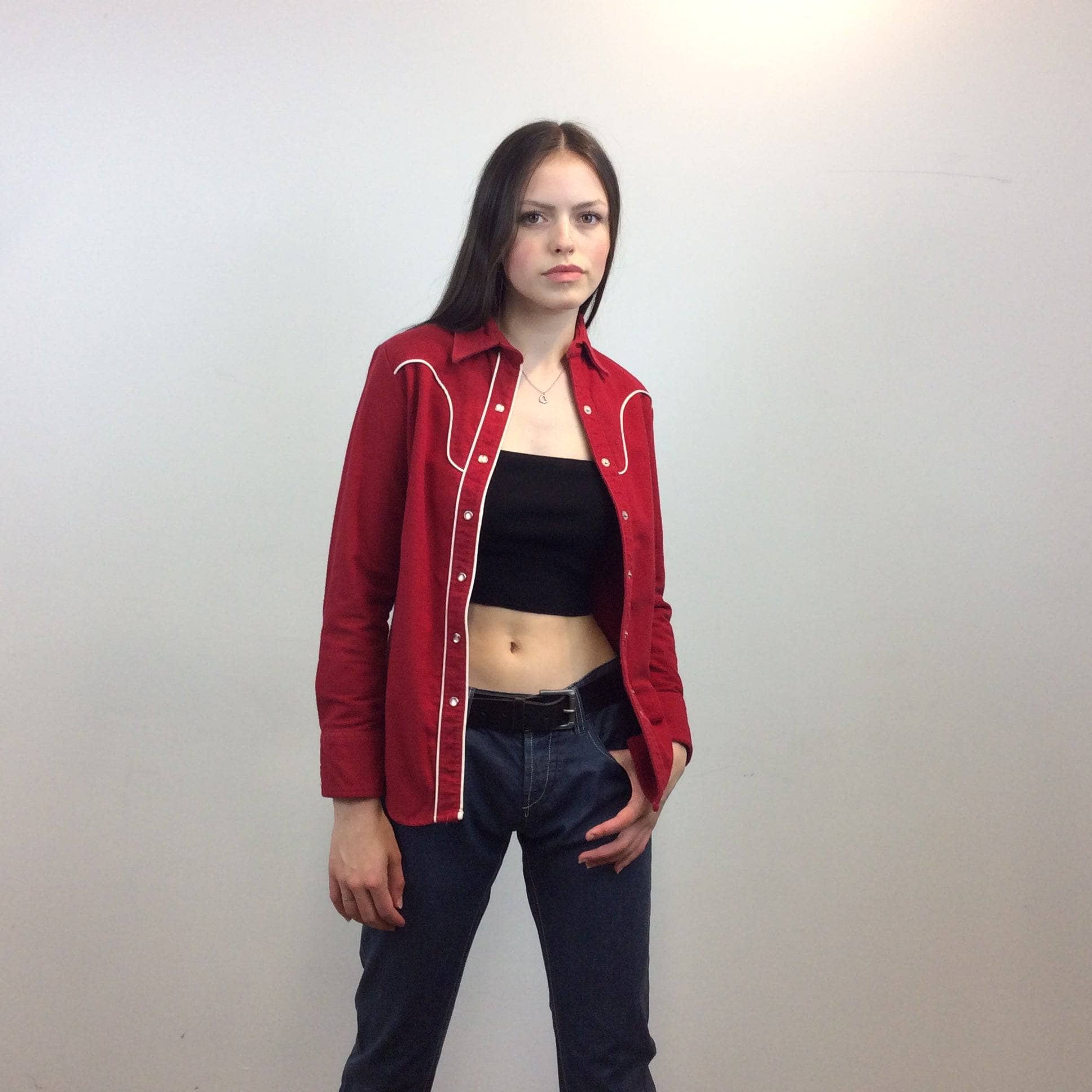 1970s Red Western Cotton Shirt Size Small Sold by bohemevintage.com Montreal