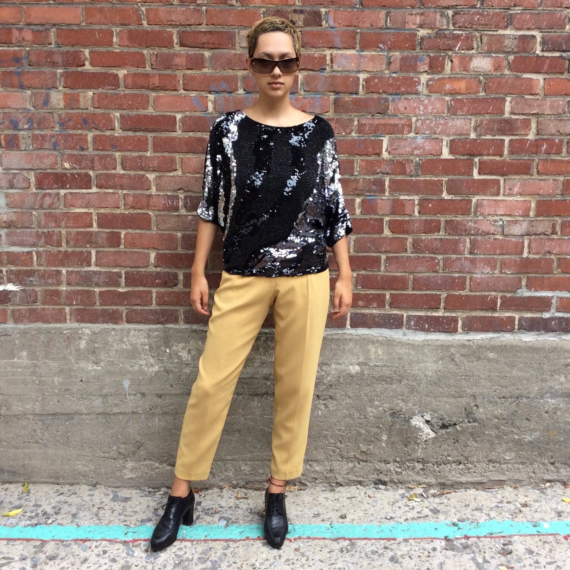 1980s 1990s Beverley Sequin and Beaded Black Silver Top Size Small, sold by bohemevintage.com Montréal