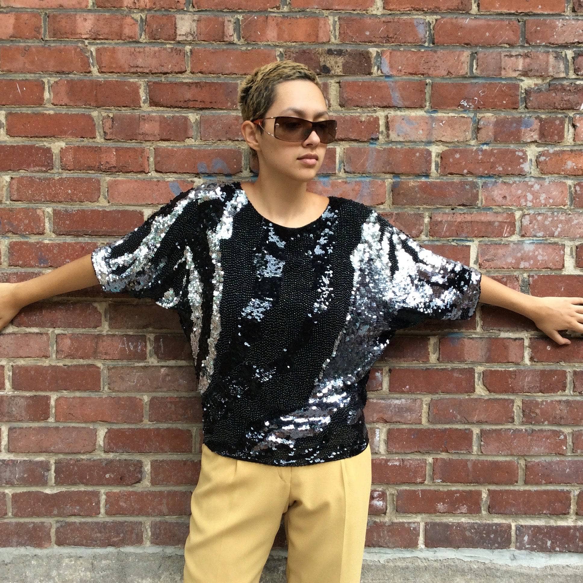 1980s 1990s Beverley Sequin and Beaded Black Silver Top Size Small, sold by bohemevintage.com Montréal