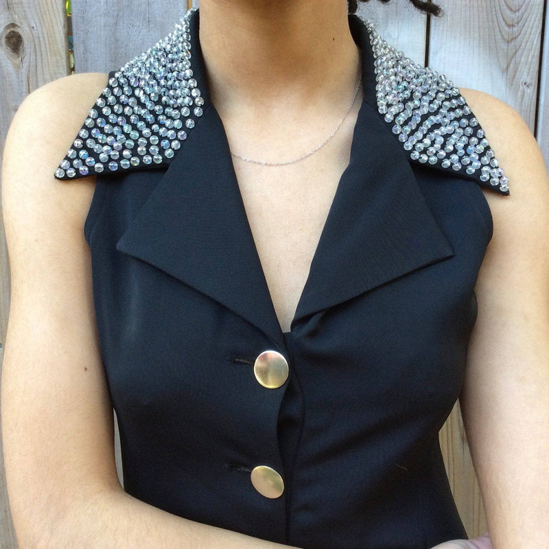 Close-up view of collar of 1980s-90s Beaded Collar Black Jumpsuit Size extra small-Small Sold by bohemevintage.com Montreal