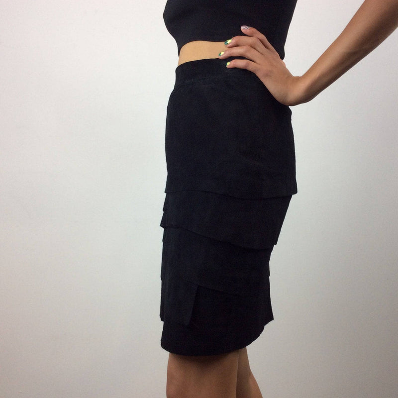 Close-up view of side of 1980s-90s High Waist Black Layered Suede Skirt Size Small sold by bohemevintage.com Montreal