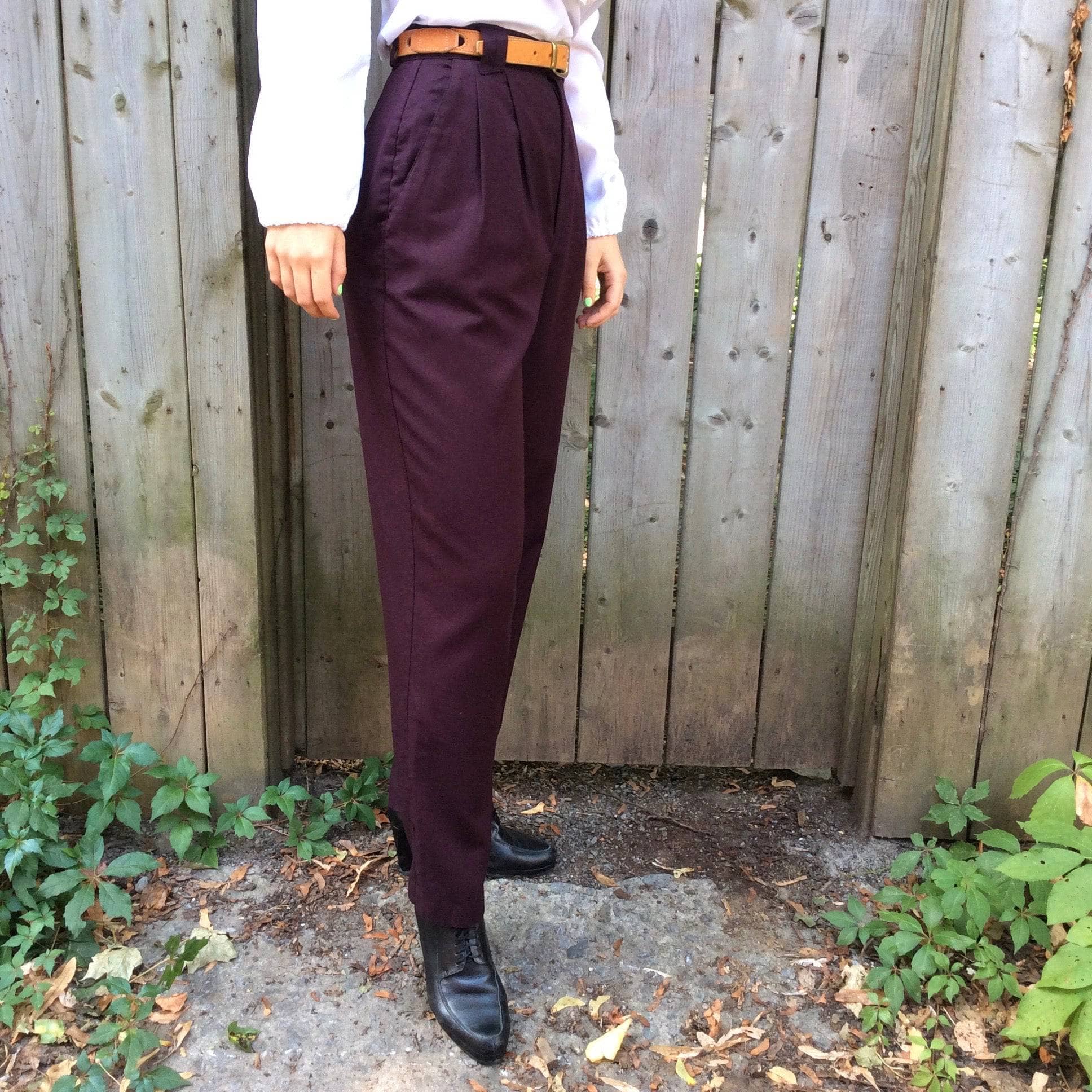 Women's high waist Pleated tapered leg burgundy pants