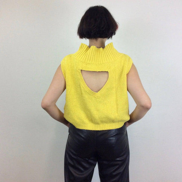  1980s Sleeveless Cropped Knitted Yellow Top with cut-out back , high collar, made in Italy, United Colors of Benetton