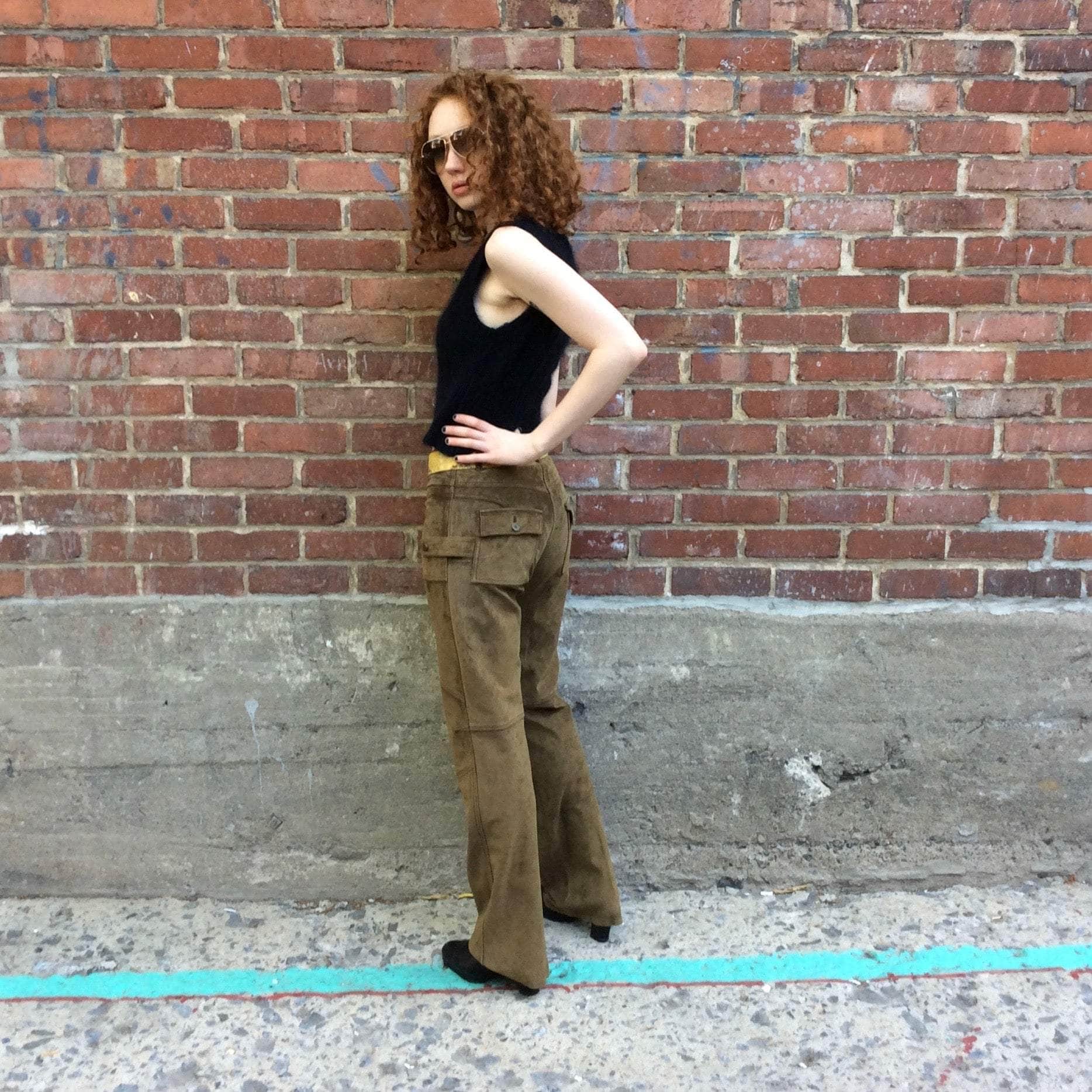 1990s-2000s Mid Rise Straight Leg Khaki Suede Pants Small
