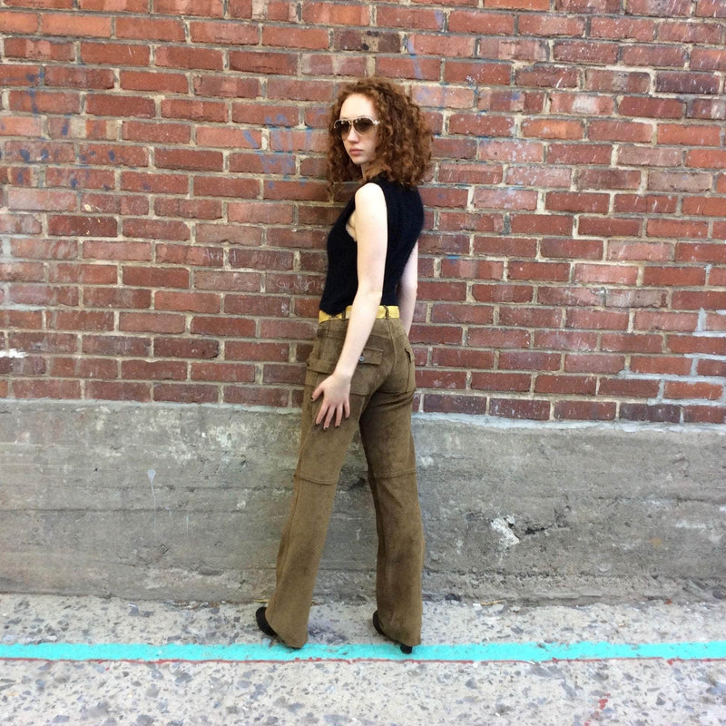 Années 1990-2000 | Pantalon en suède kaki taille moyenne à jambe droite | Danier