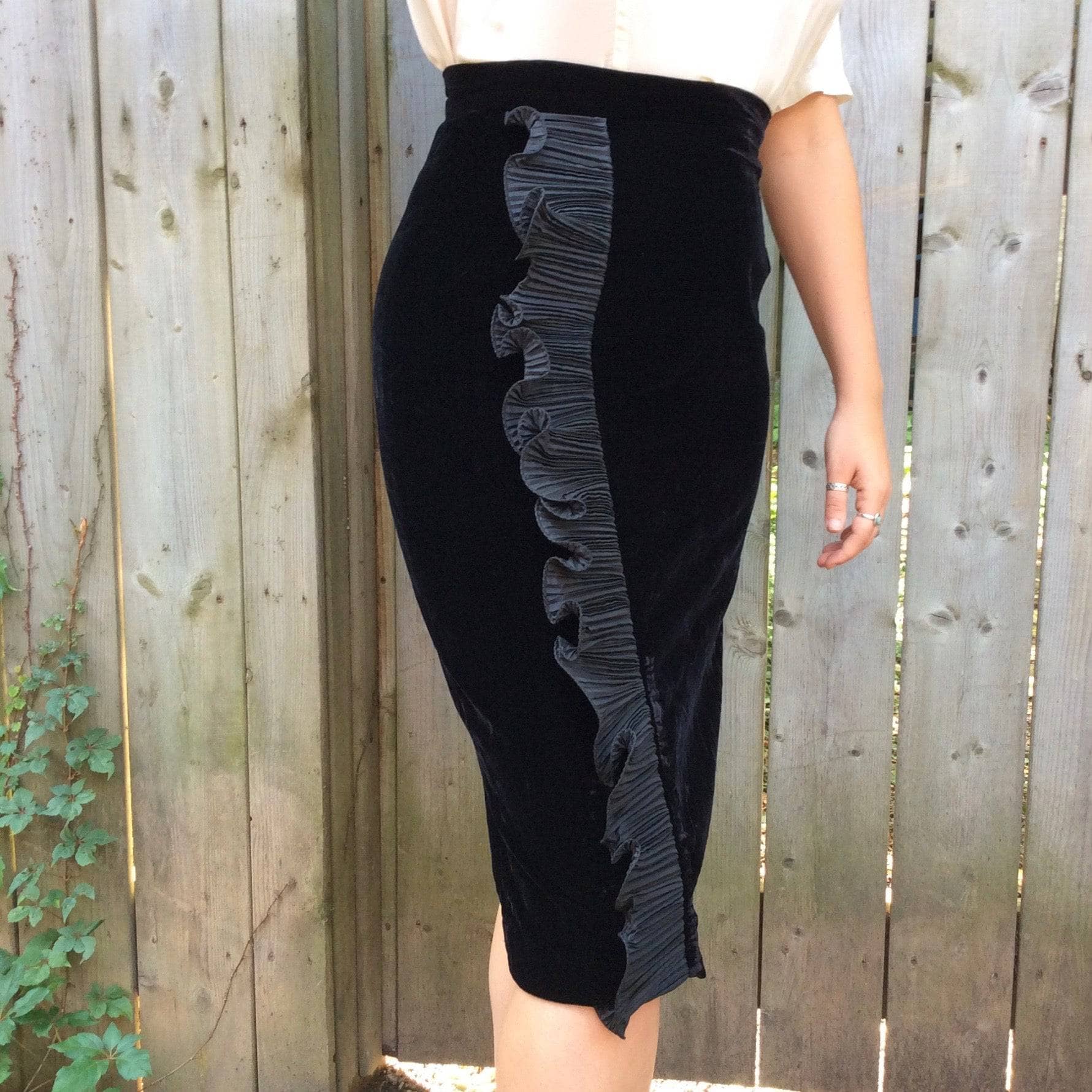 1990s Black Velvet Skirt with Ruffles size Medium sold by bohemevintage.com