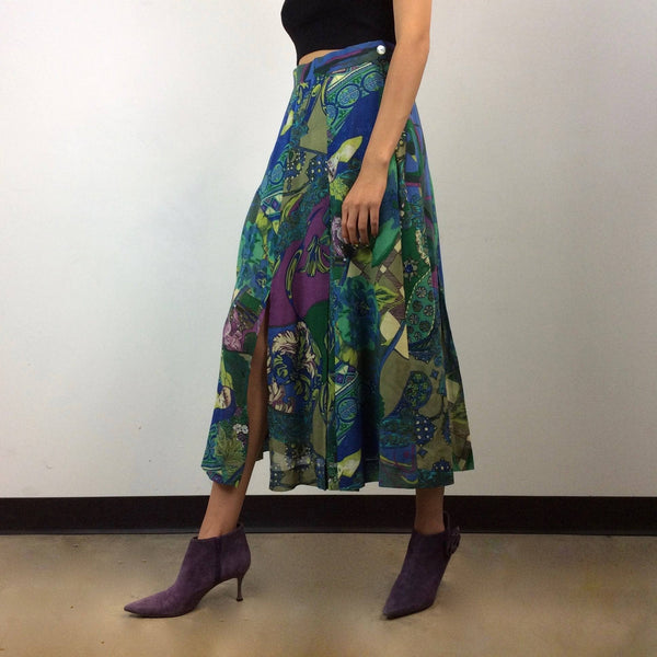 1990s Geiger Midi Length Bold Print Pleated lightweight wool Skirt Size Small Medium sold by Bohemevintage.com Montreal