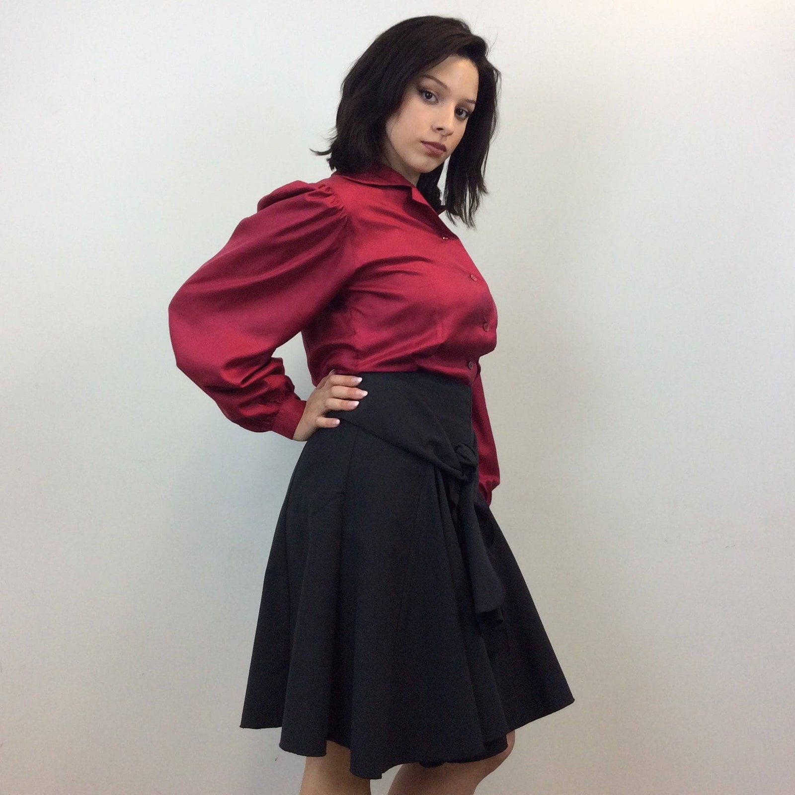 Knee length black layered skirt online