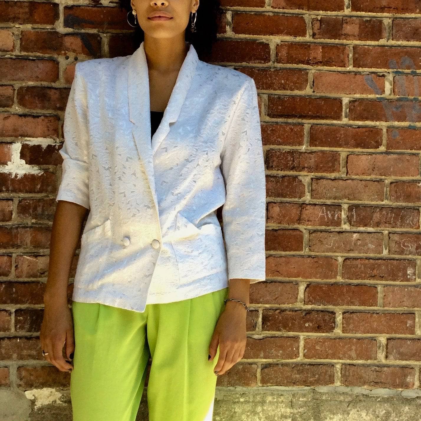 1990s White Brocade Double Breasted Blazer size Small, sold by bohemevintage.com Montreal