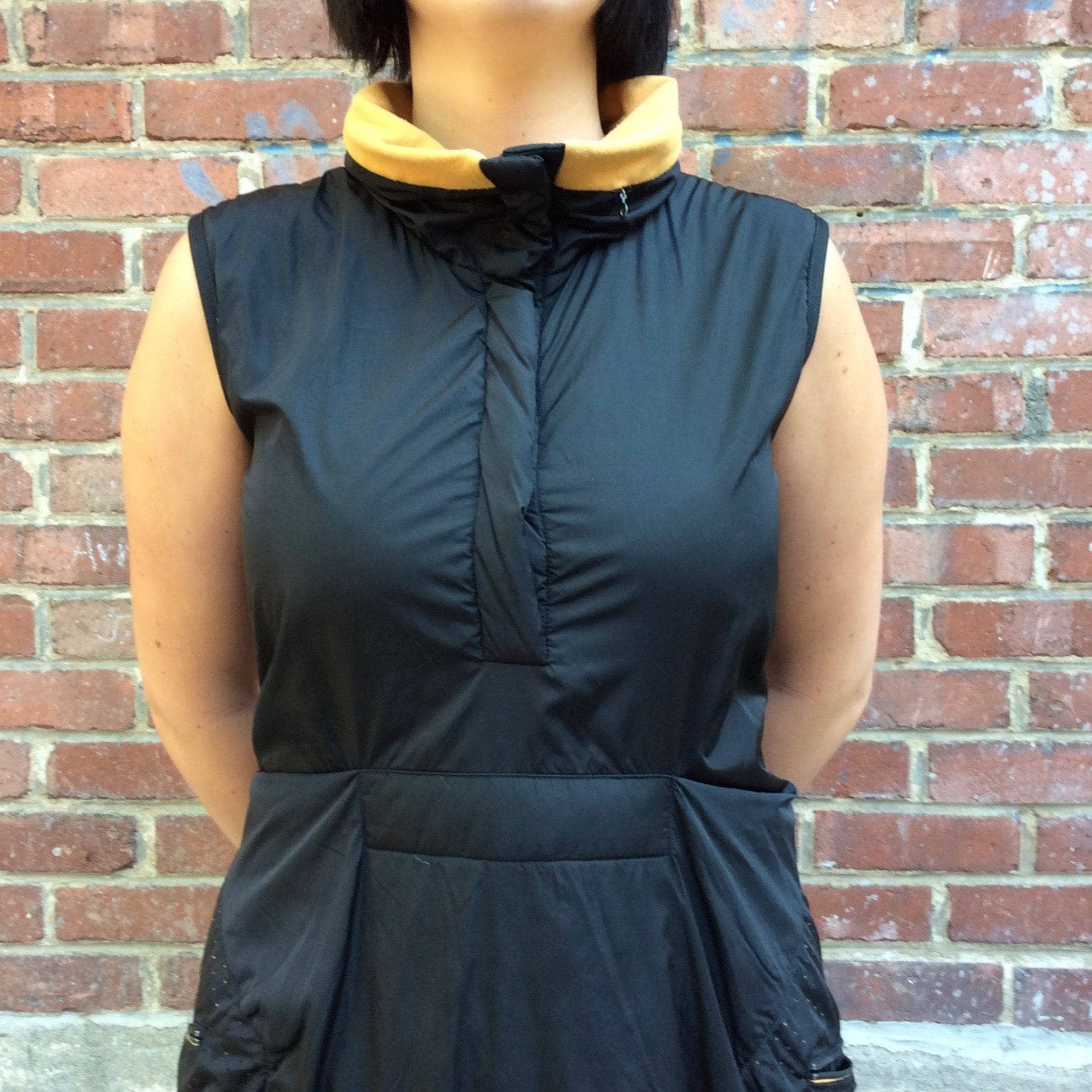 Upper CLose-Up of 2000s "Marithé François Girbaud" Mid-Length Quilted Black Dress size Medium, sold by bohemevintage.com Montreal