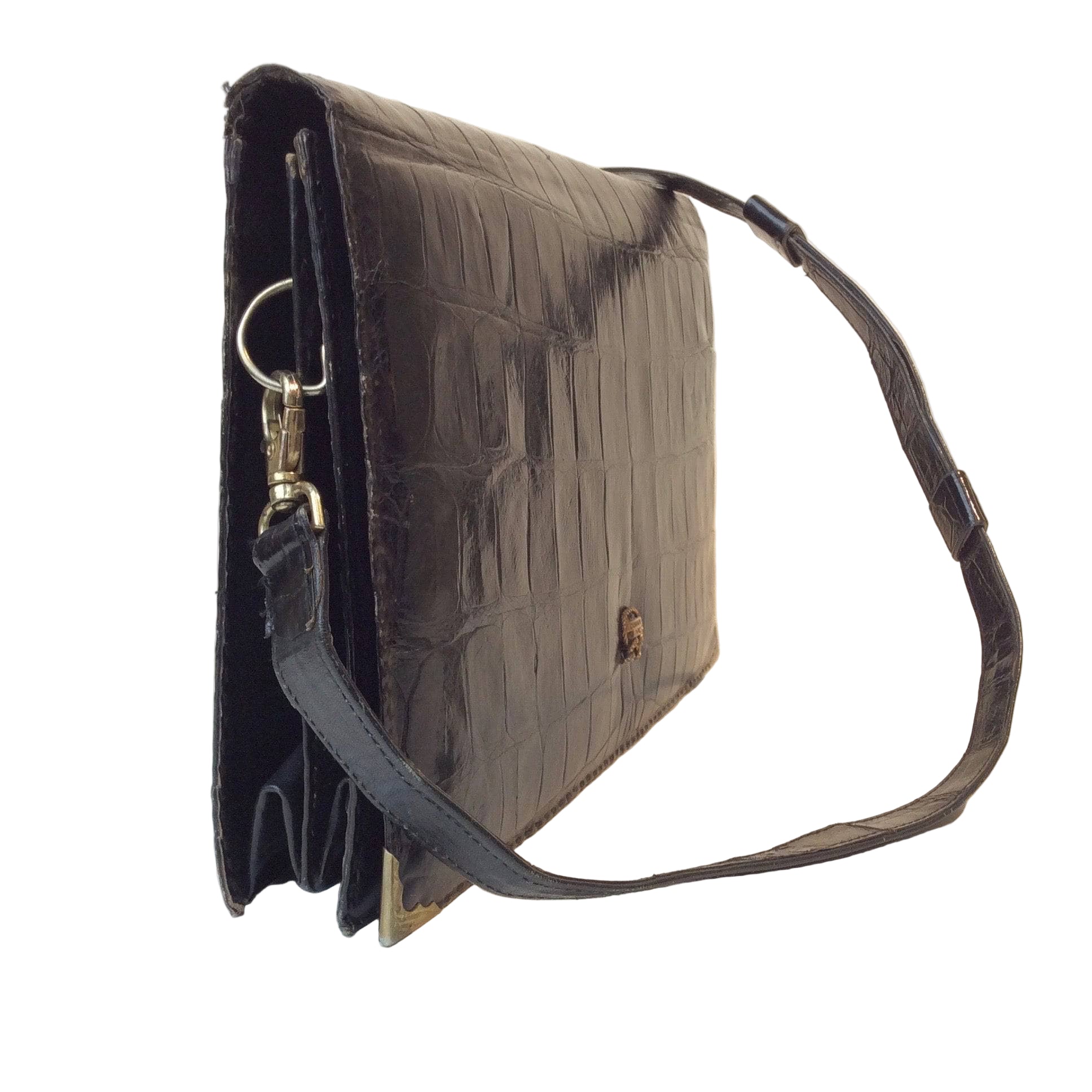 Side View Black Genuine Leather Shoulder Bag, sold by bohemevintage.com Montréal