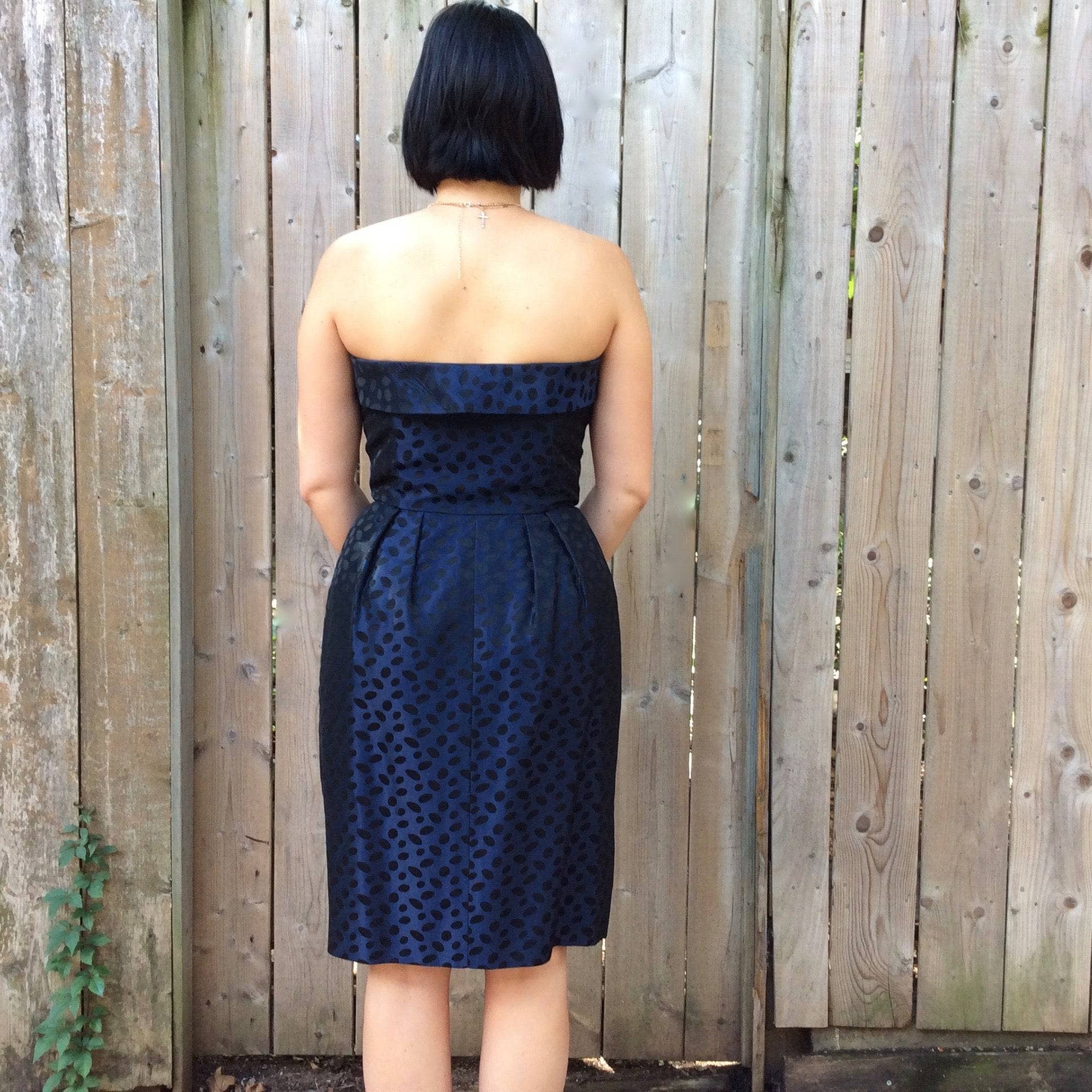 Back View of Guy Laroche Midnight Blue Designer Satin Brocade Bustier Dress size Medium, sold by bohemevintage.com Montréal