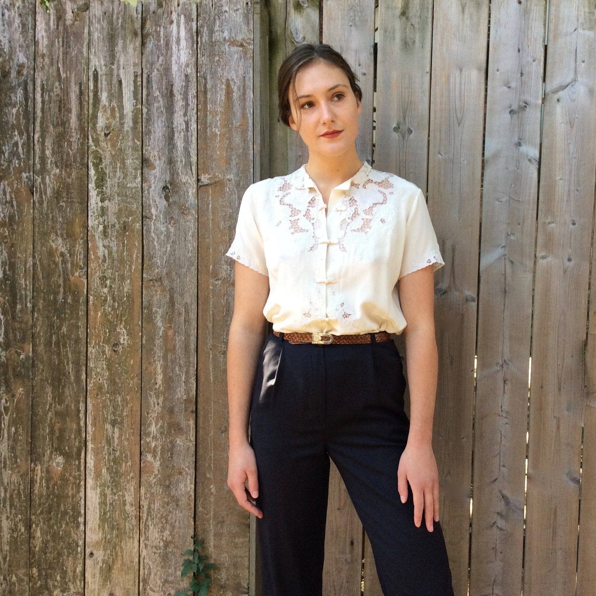 Embroidered short sleeve blouse