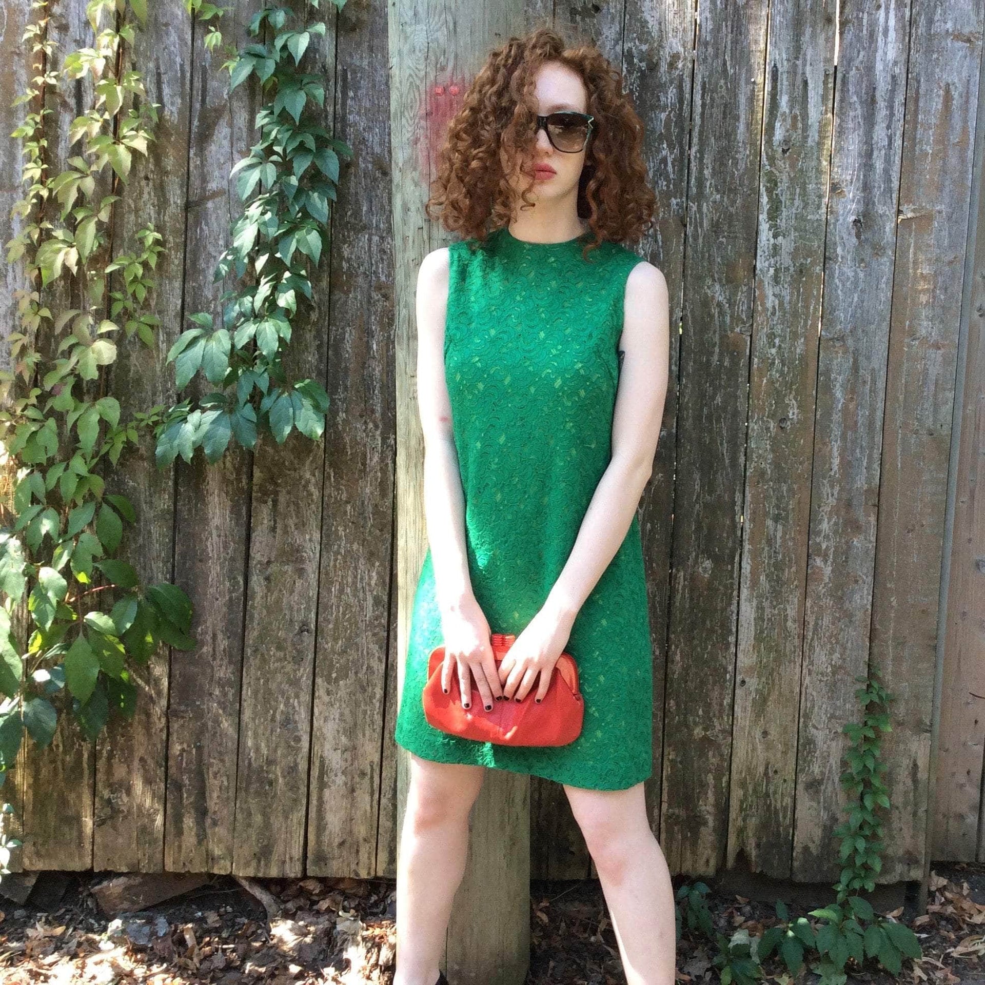 1960s Green Lace Mini Shift Dress Small