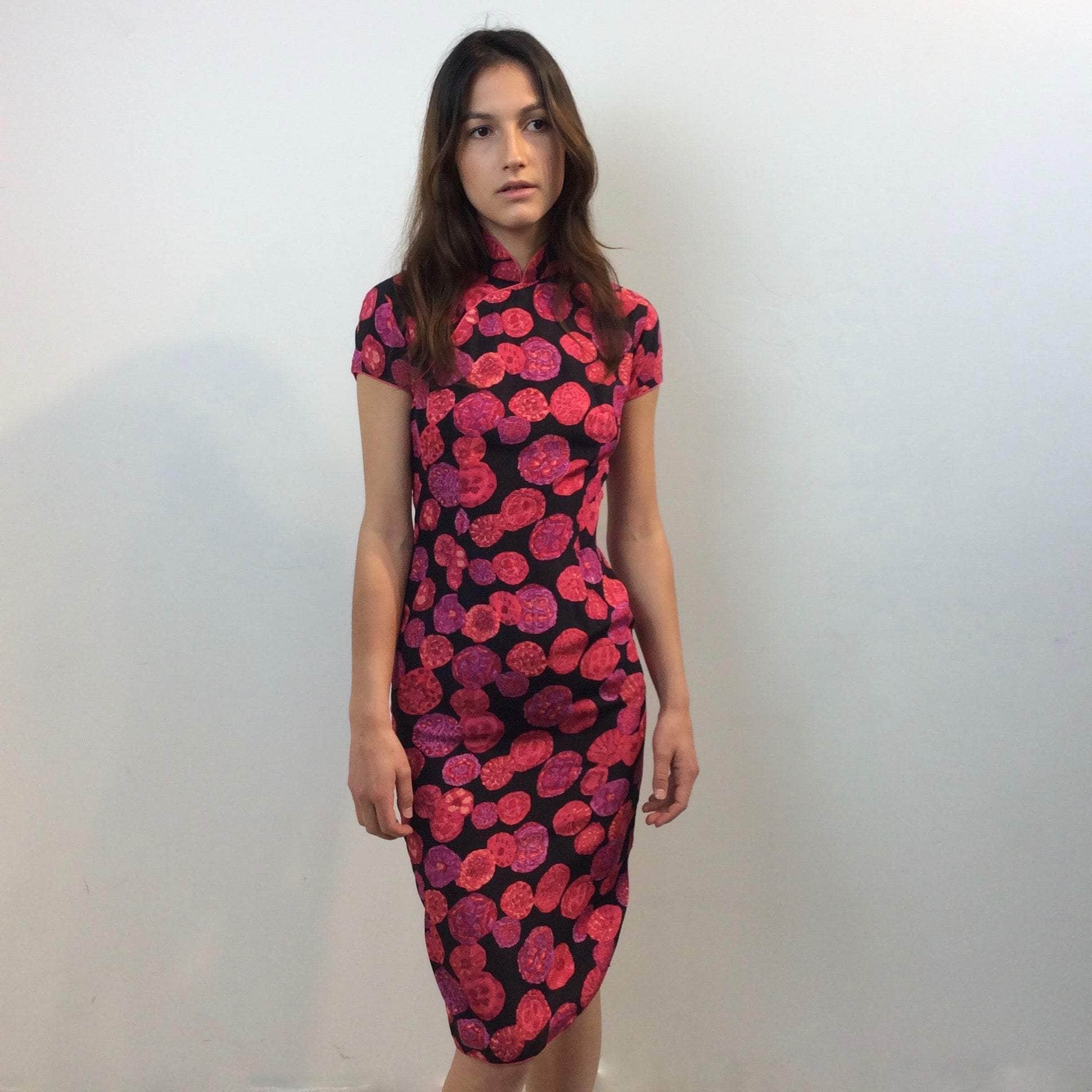 view of 1950s-60s Short Sleeve Silk Qipao Dress Size Extra Small sold at bohemevintage.com Montreal