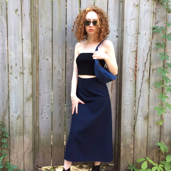1940s Navy lightweight wool midi skirt size Small sold by bohemevintage.com Montréal